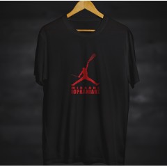 Μιχάλης Ιορδανίδης - T-shirt σε χρώμα μαύρο